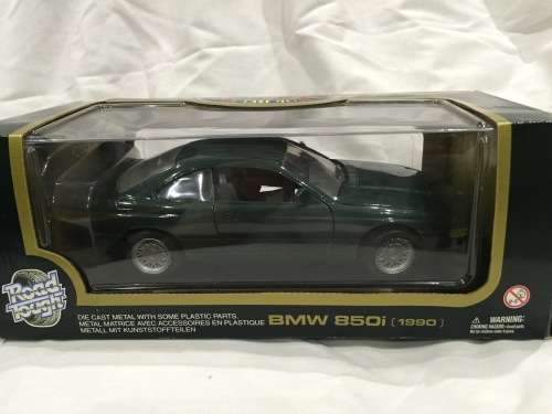 1990 BMW 850i 1:18 Scale Road Tough